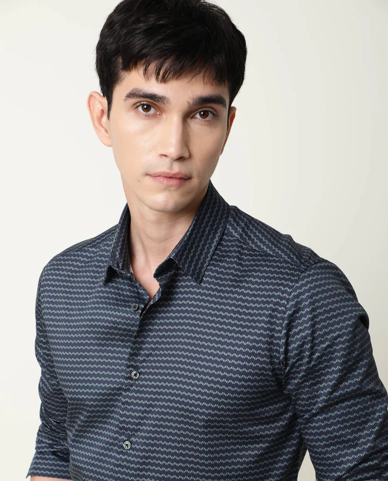 Structured Green Patterned Shirt –MODA Series | Rare Rabbit
