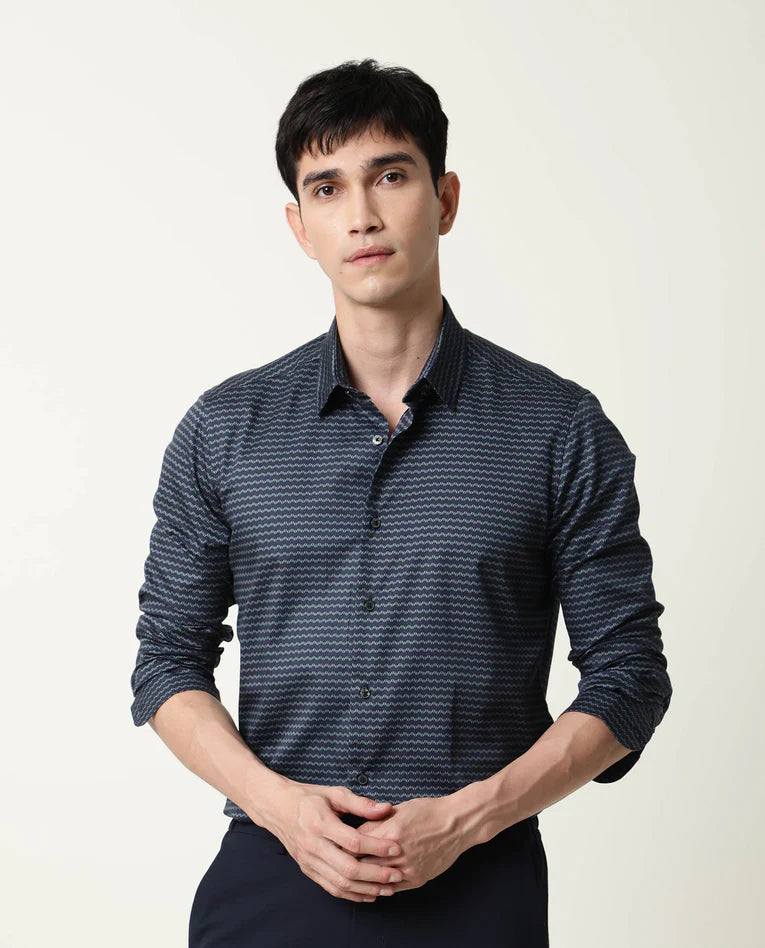 Structured Green Patterned Shirt –MODA Series | Rare Rabbit